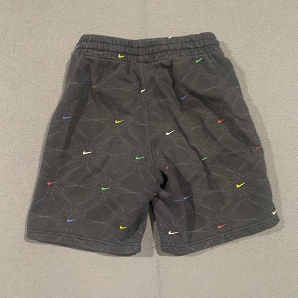 Nike Kids Grunge Paint Splatter Print Sweat Shorts Black Multicolor Swoosh L * - Picture 5 of 5